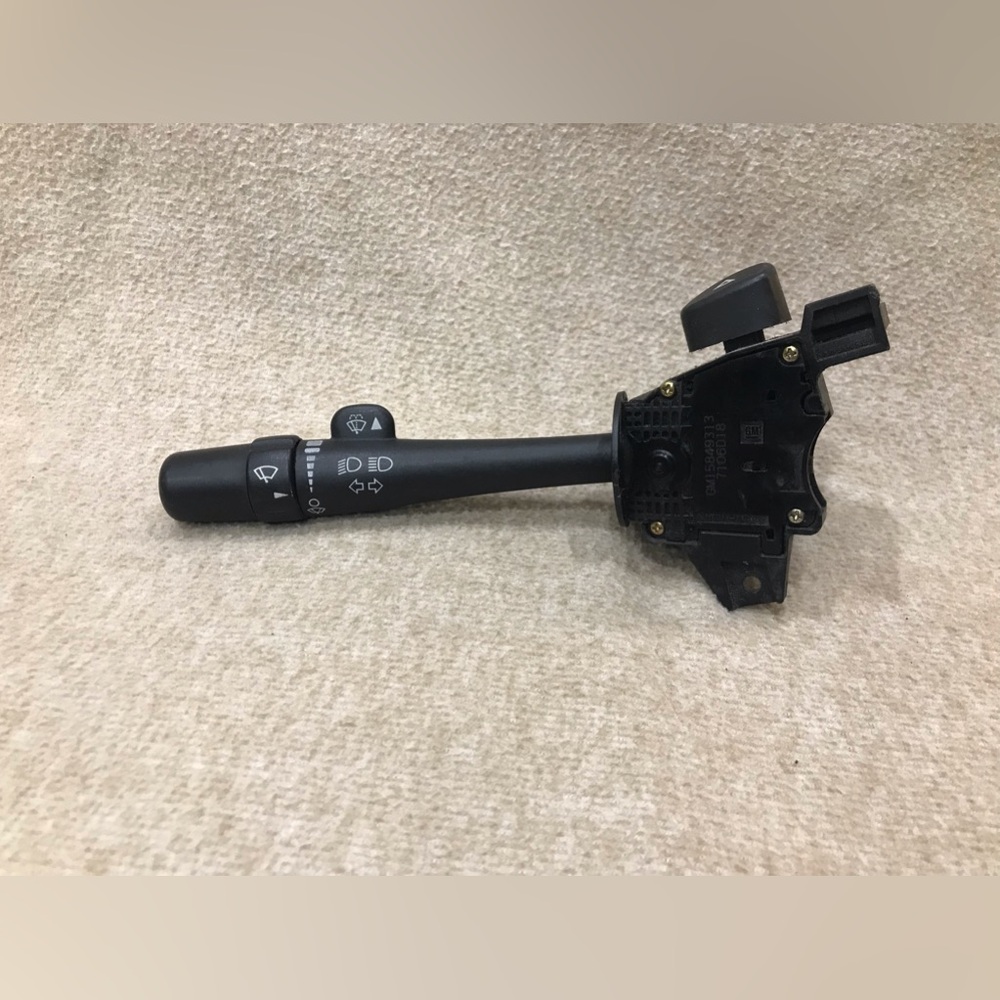 2007 - 2014 Chevrolet GMC Cadillac Hummer Turn Signal Switch OEM 15849313